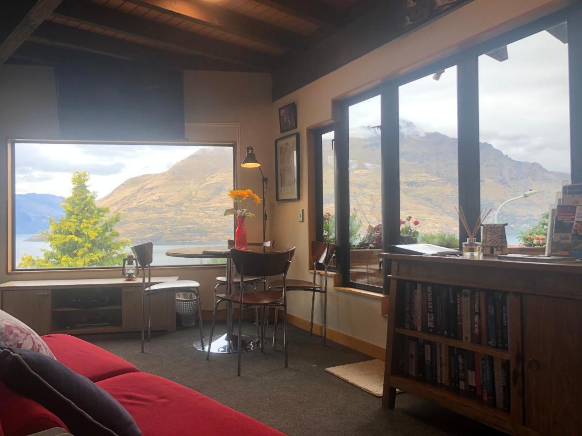 Crows Nest - Queenstown Holiday Home Exterior photo